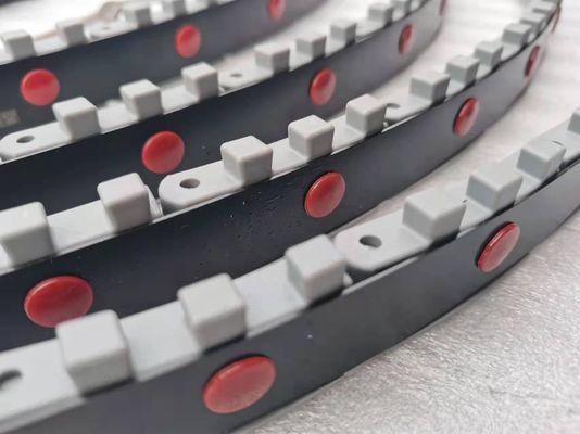 أشرطة أمان مسطحة لتشغيل المركبات العسكرية 235 / 55R17 265 / 65R17 حماية الإطارات المسطحة