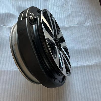 CL الدرجة العسكرية الأسود / الأبيض الركض الإطارات المسطحة إدراجات البوليمر المعتمد CE 285/60R18 - 295/80R22.5