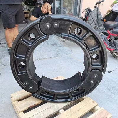 يضيف Runflat المواد الاصطناعية من الدرجة الهندسية العسكرية للحصول على أقصى قدر من الصمود